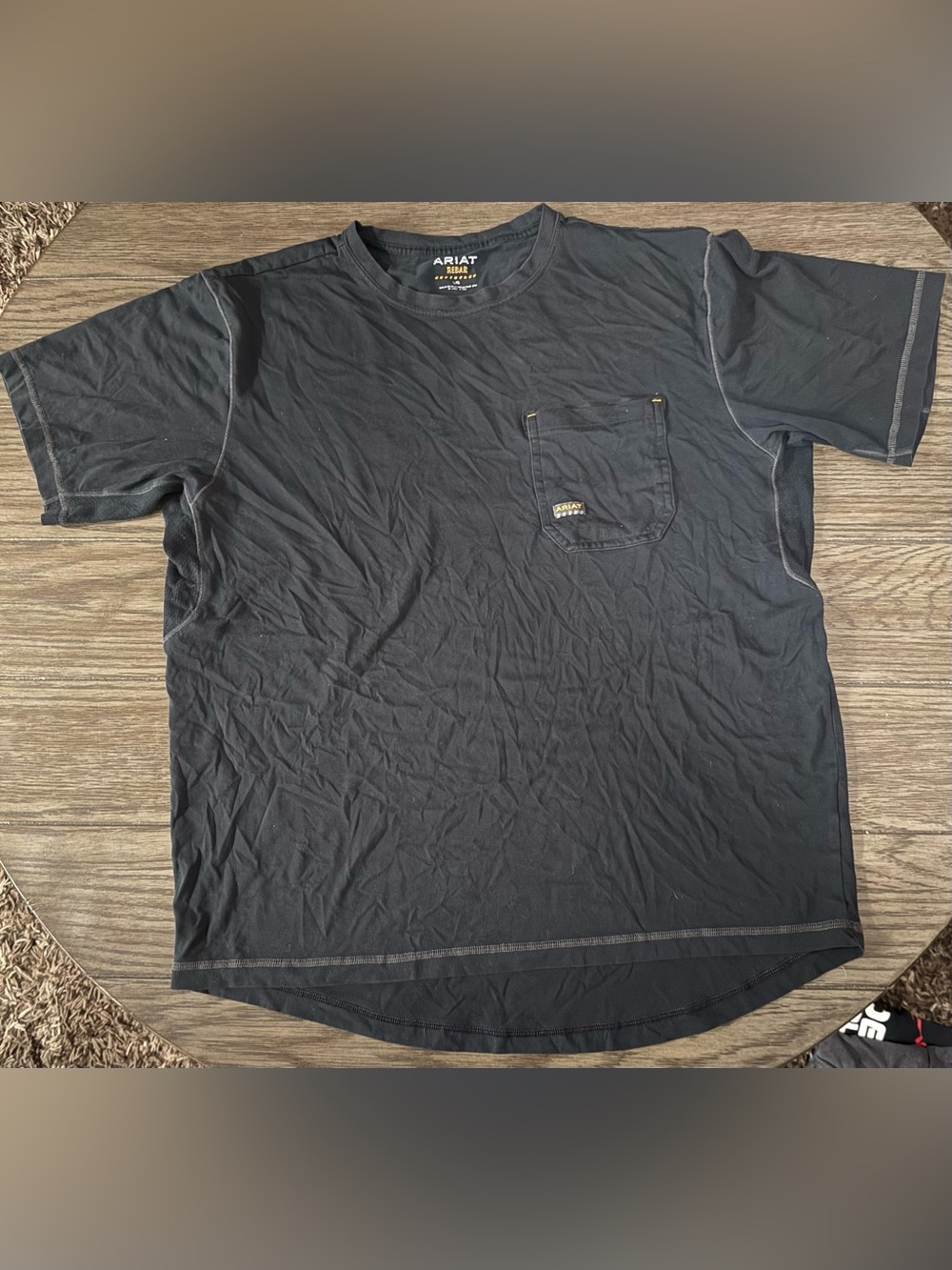 Ariat Men’s Black Short Sleeve Pocket Crew Tee